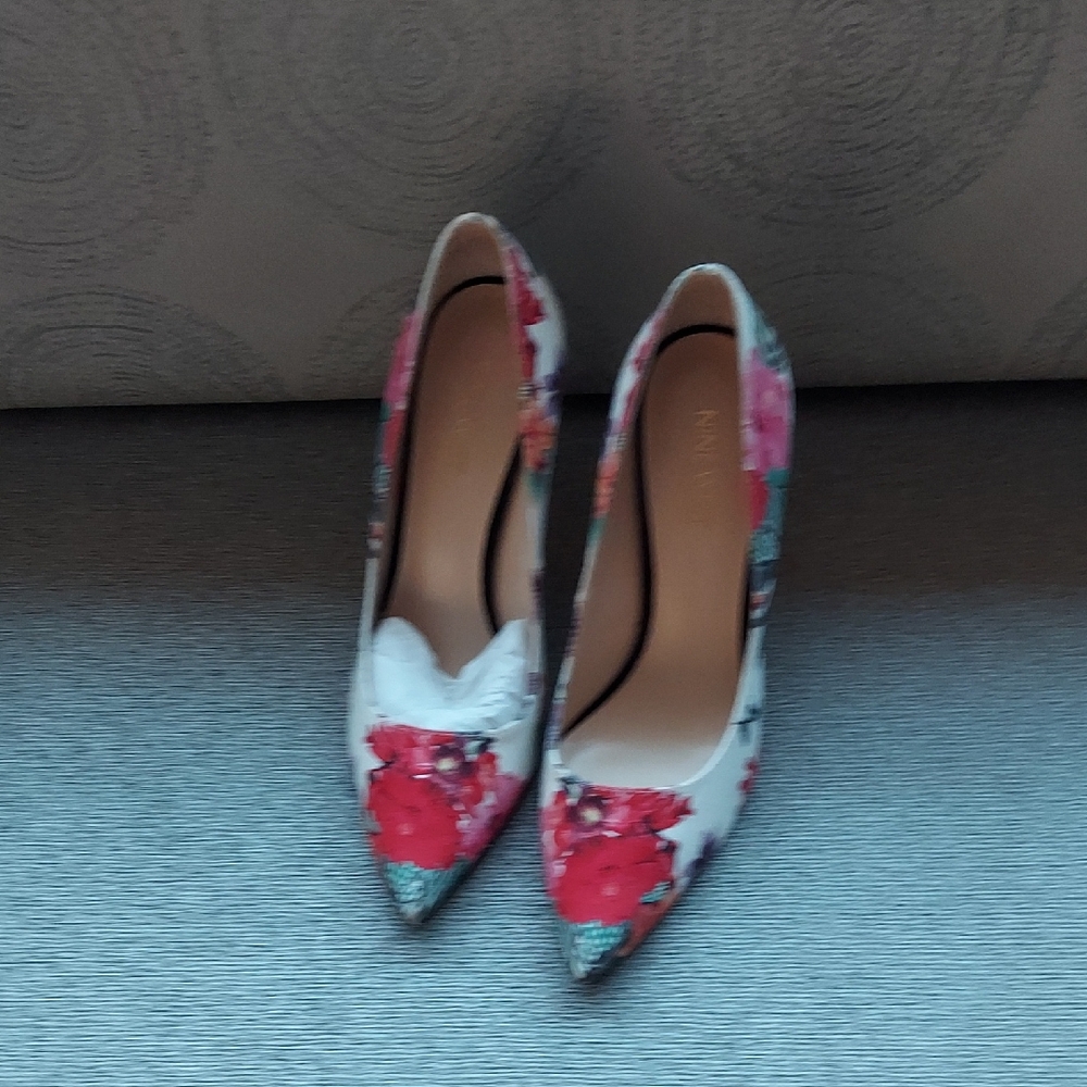 Nine West Floral Pointed Toe Heels